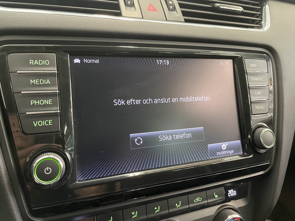 Skoda Octavia EJR787