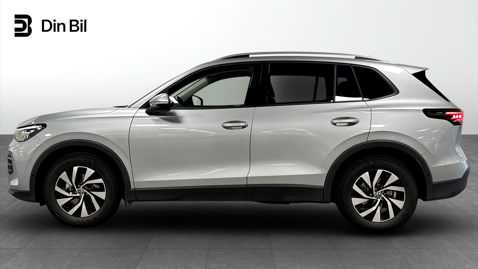 Volkswagen Tiguan EKH46H