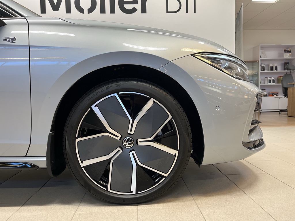 Volkswagen Passat EKL62F