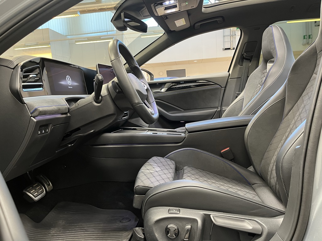 Volkswagen Passat EKL62F