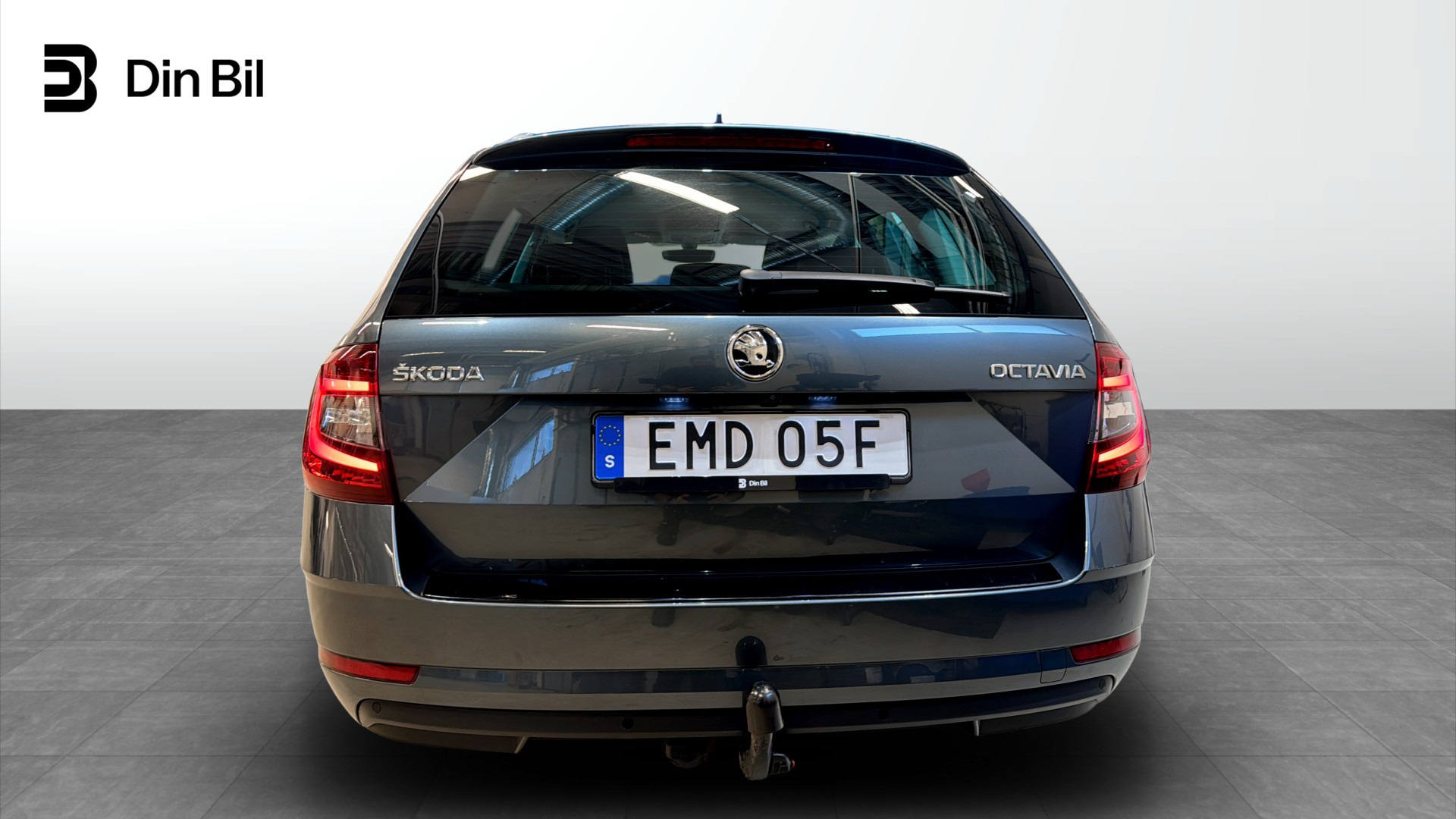 Skoda Octavia Combi EMD05F