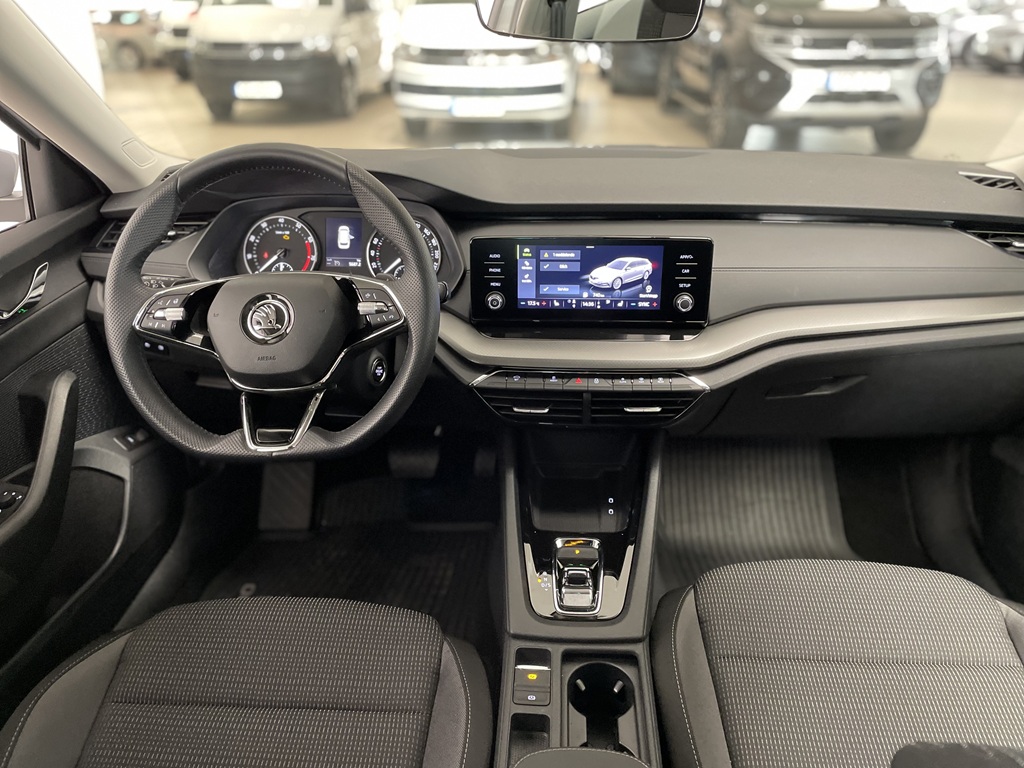Skoda Octavia Combi EMN249