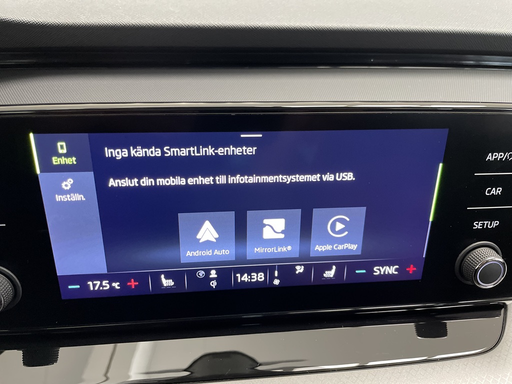 Skoda Octavia Combi EMN249