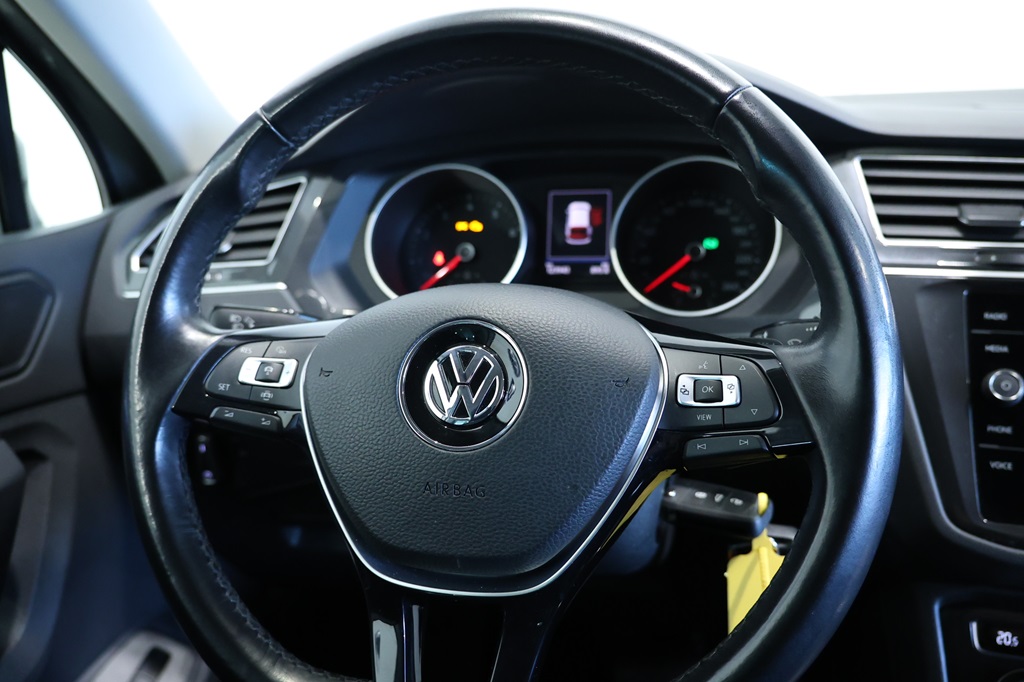 Volkswagen Tiguan EMP75S