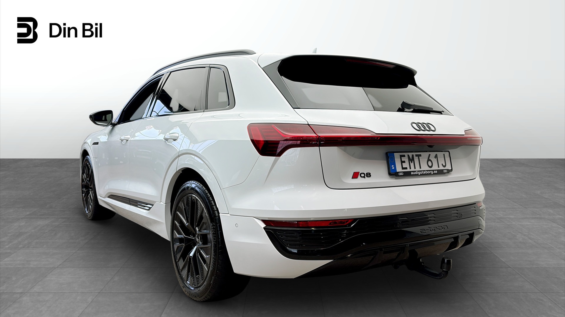 Audi Q8 e-tron EMT61J