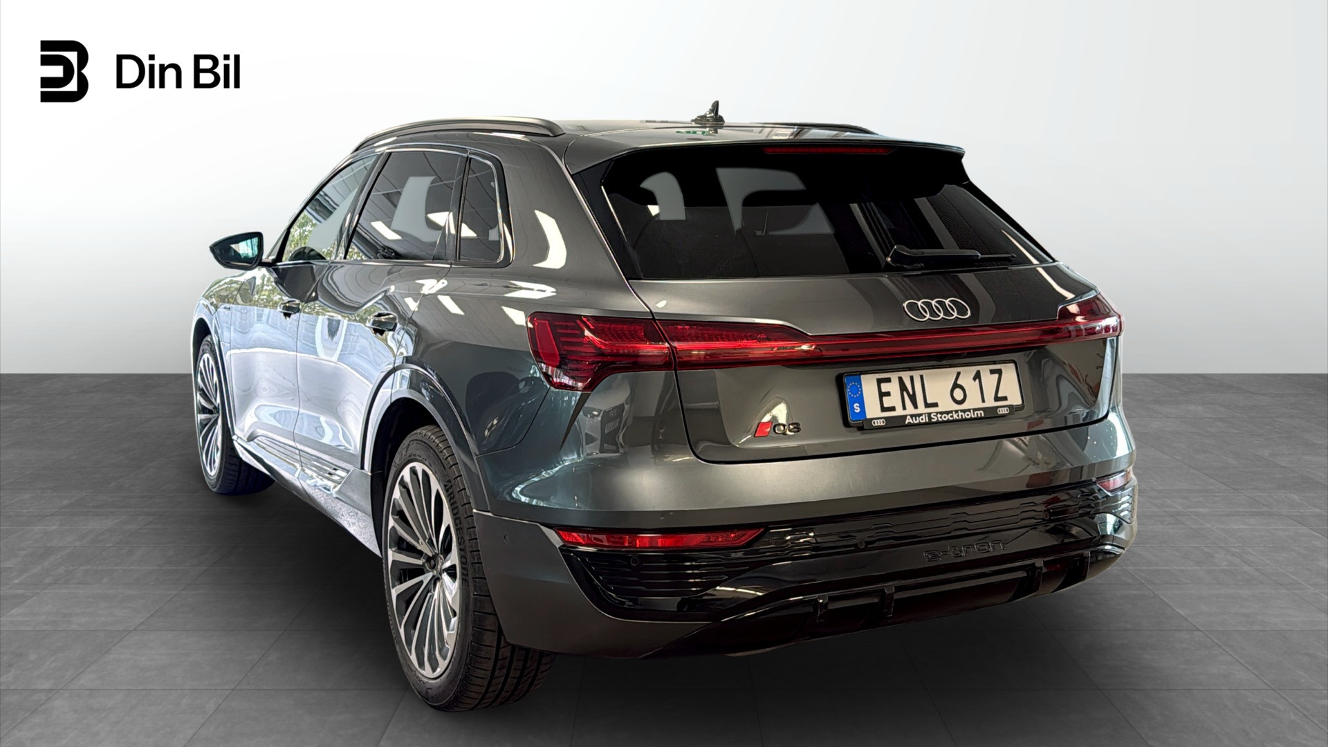 Audi Q8 ENL61Z