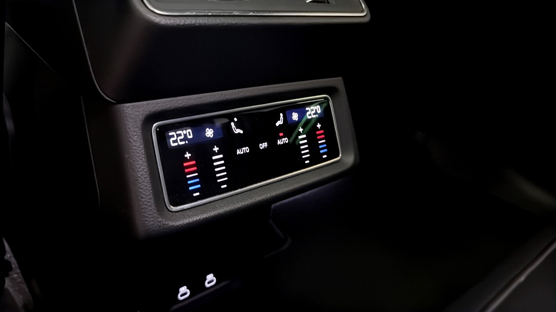 Audi Q8 ENL61Z