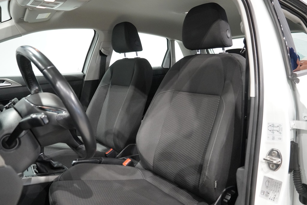 Volkswagen Polo ENN05P