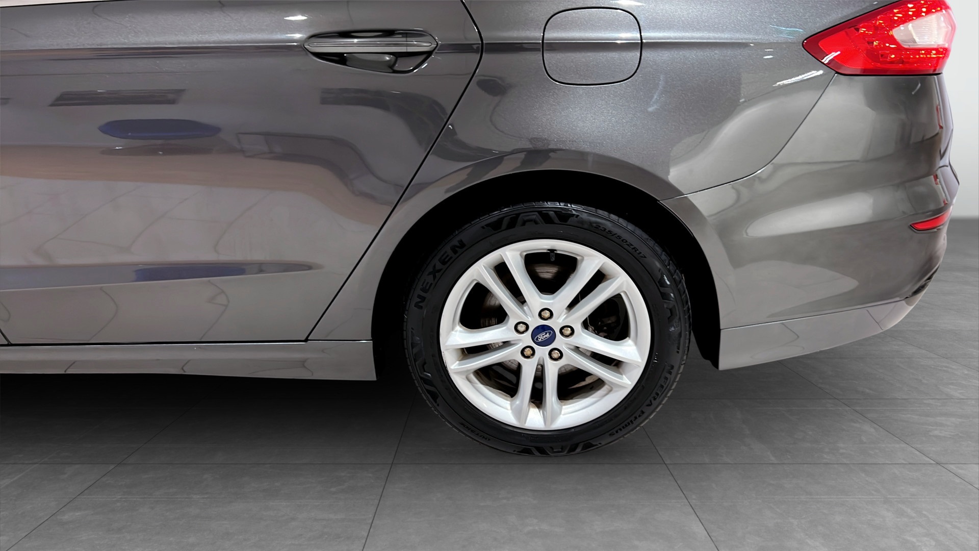 Ford Mondeo ENO672