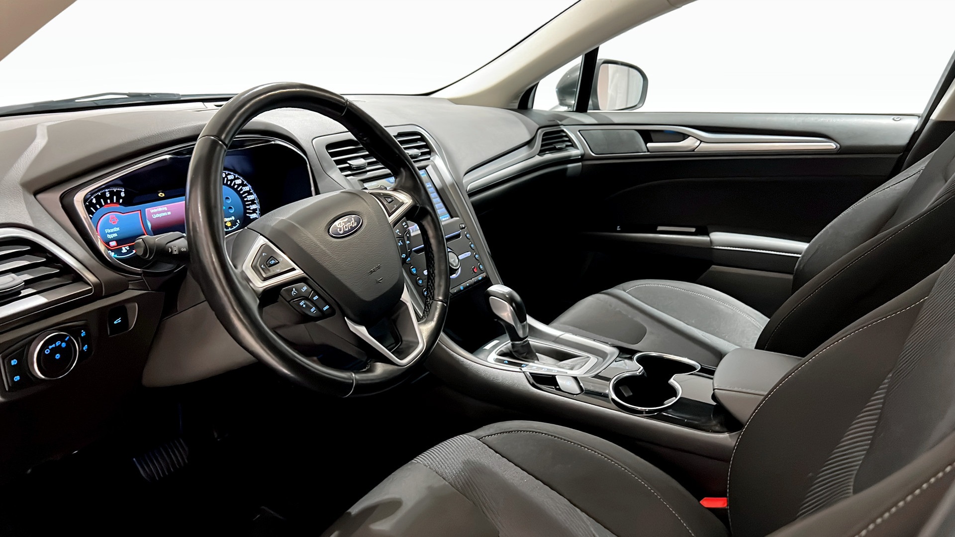 Ford Mondeo ENO672