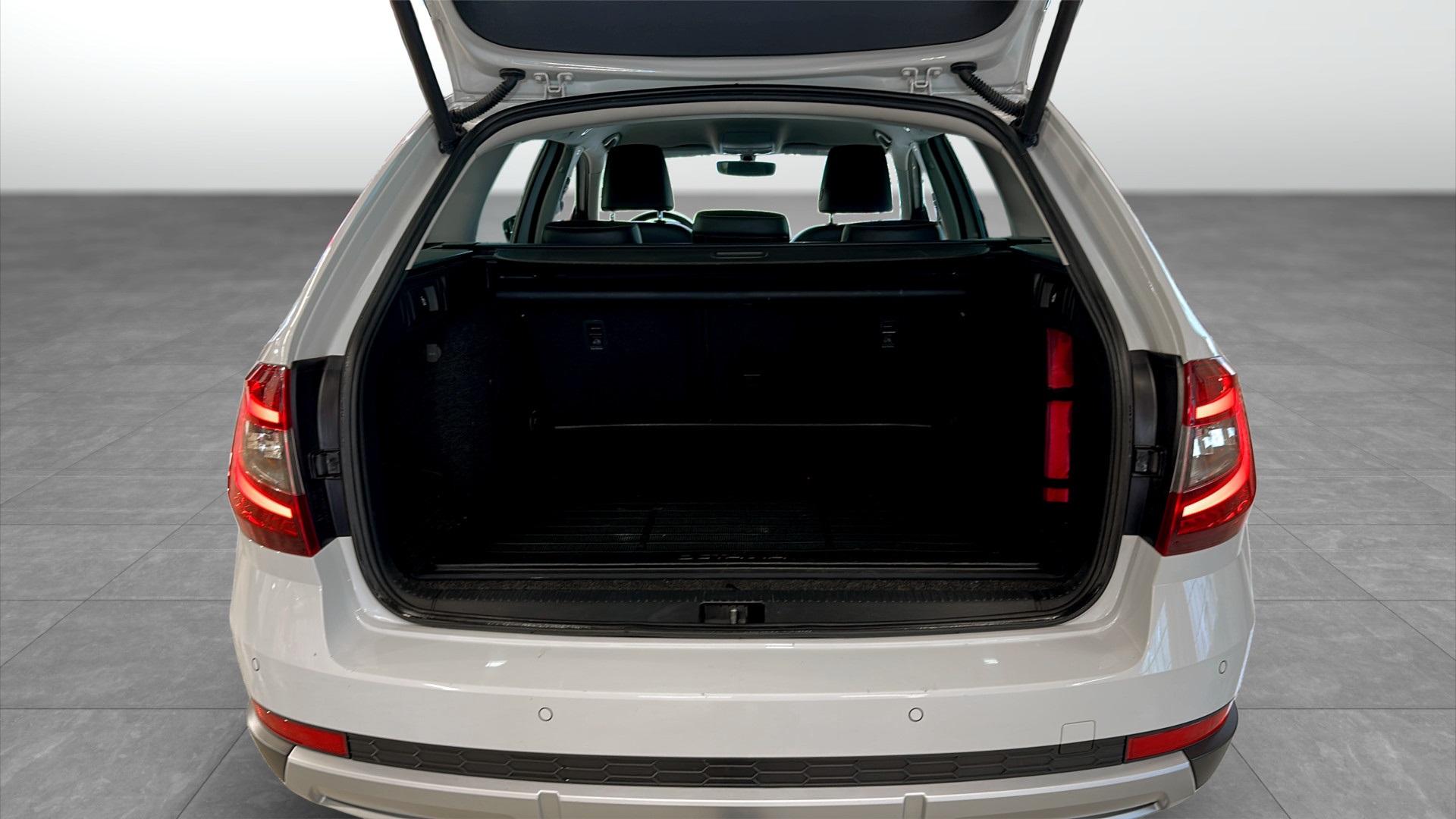 Skoda Octavia Combi EOP579