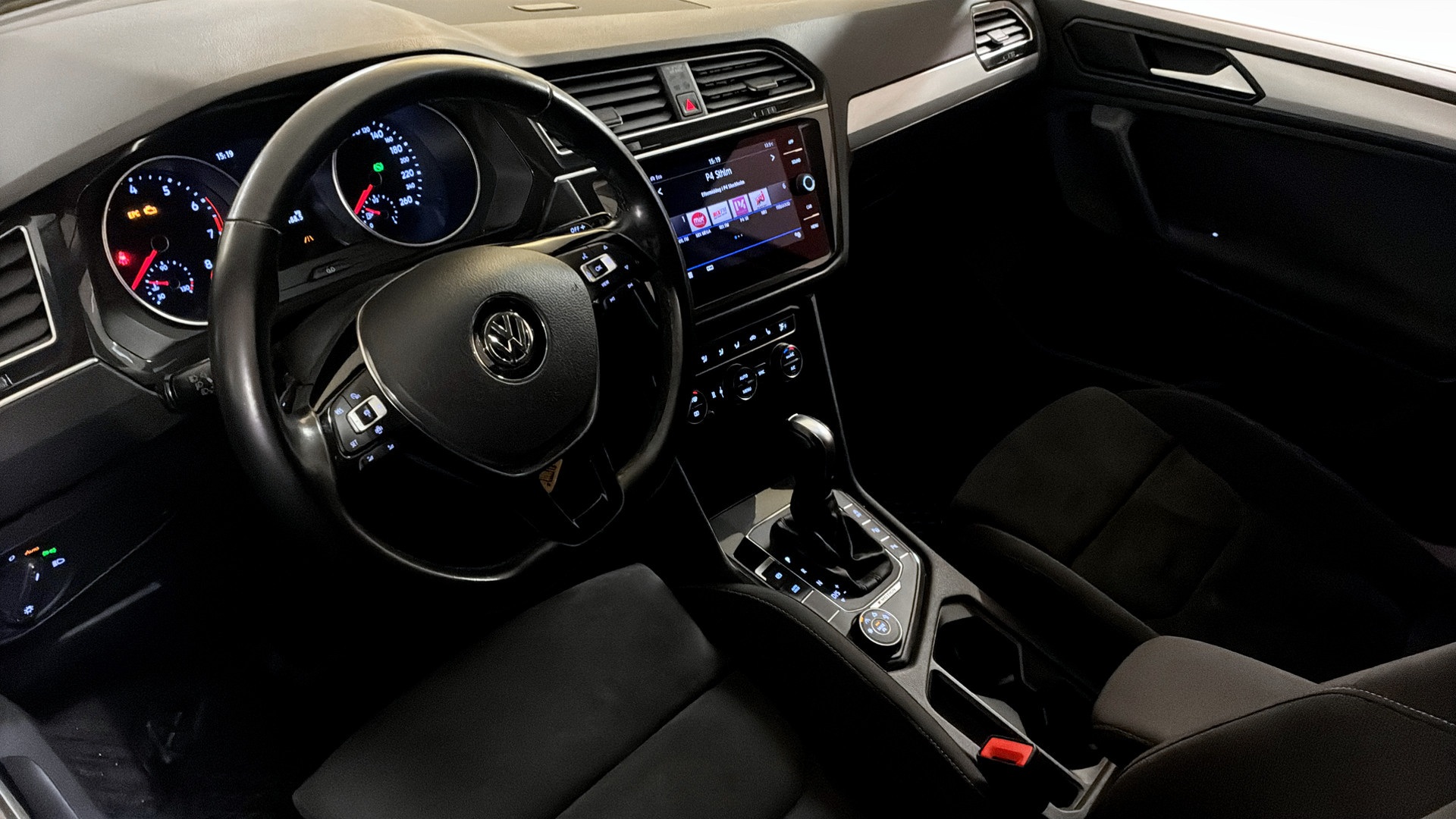 Volkswagen Tiguan EPE75R
