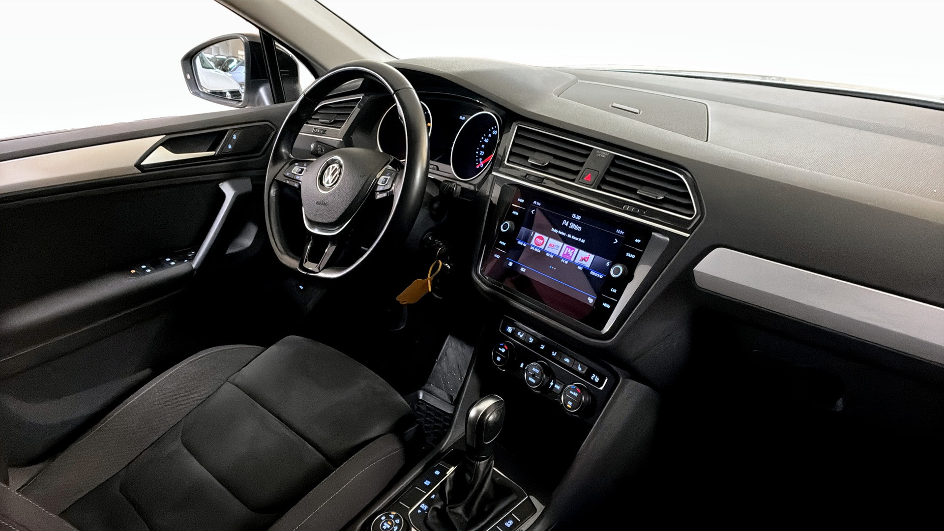 Volkswagen Tiguan EPE75R
