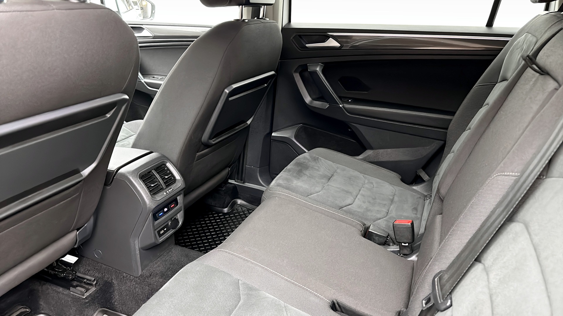 Volkswagen Tiguan Allspace EPJ44N