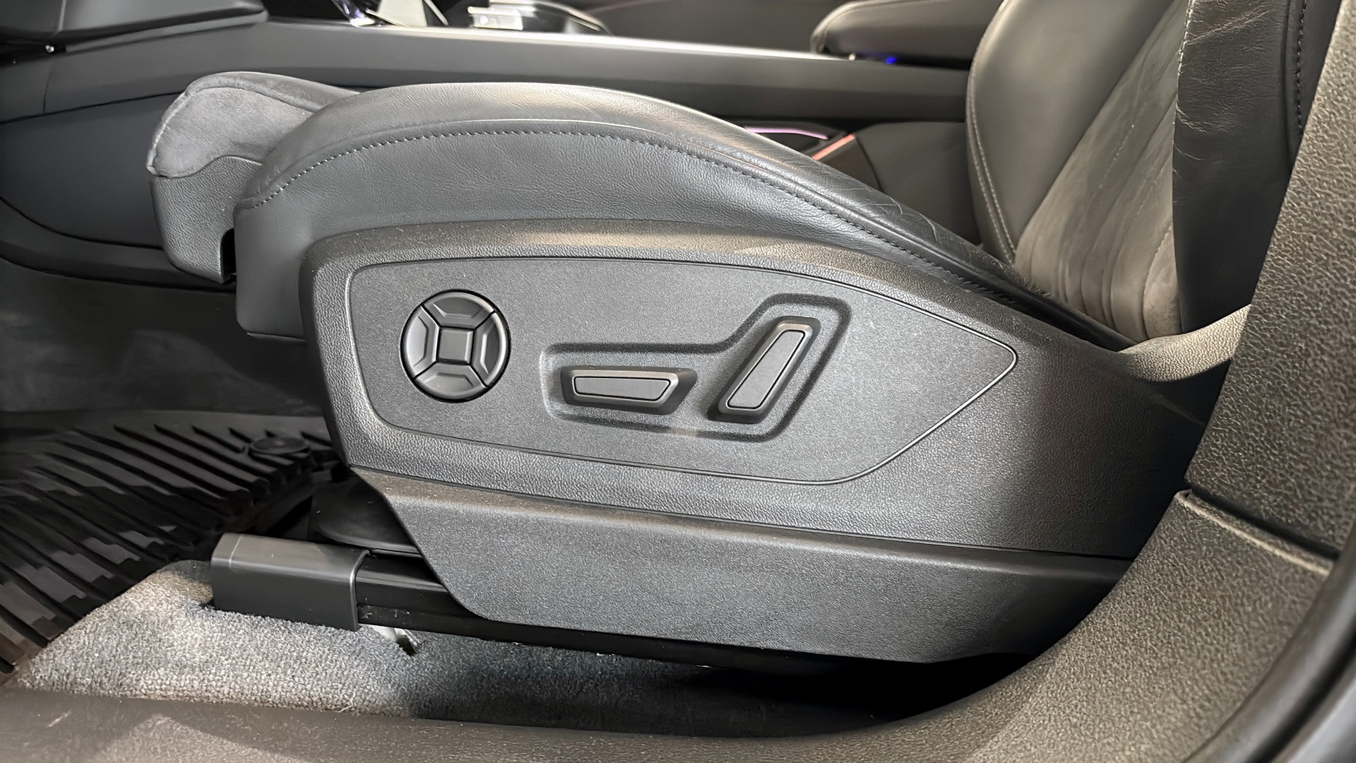 Audi Q8 ERA23S