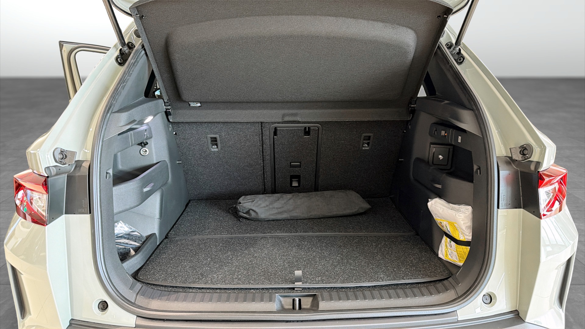 Skoda Elroq ERB22P