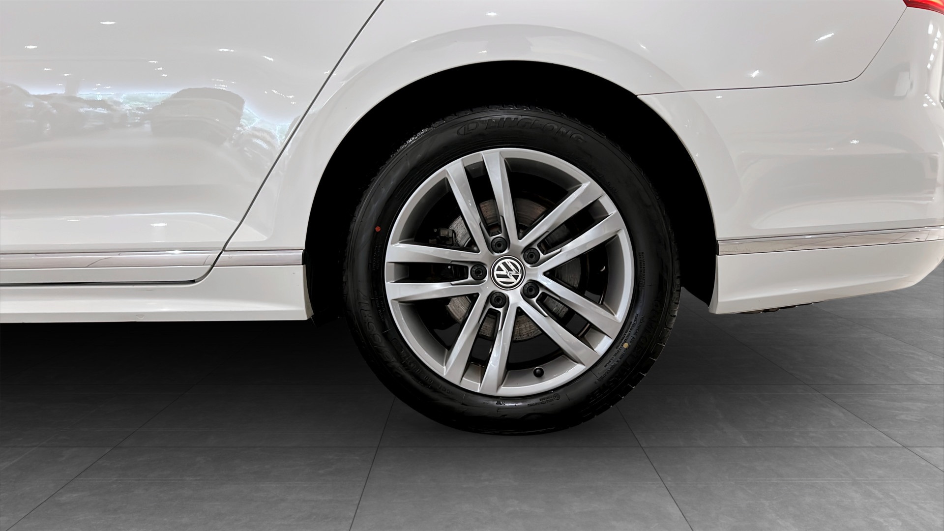 Volkswagen Passat Sportscombi ESE411