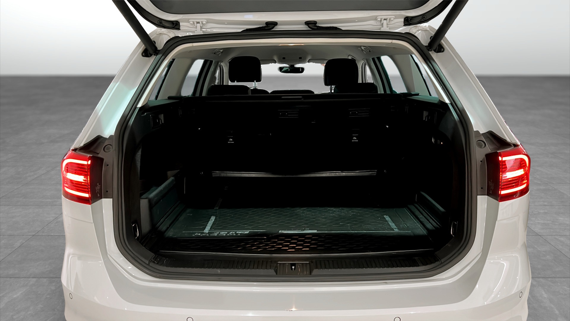 Volkswagen Passat Sportscombi ESE411