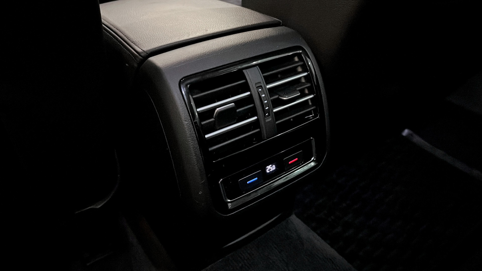 Volkswagen Passat Sportscombi ESE411