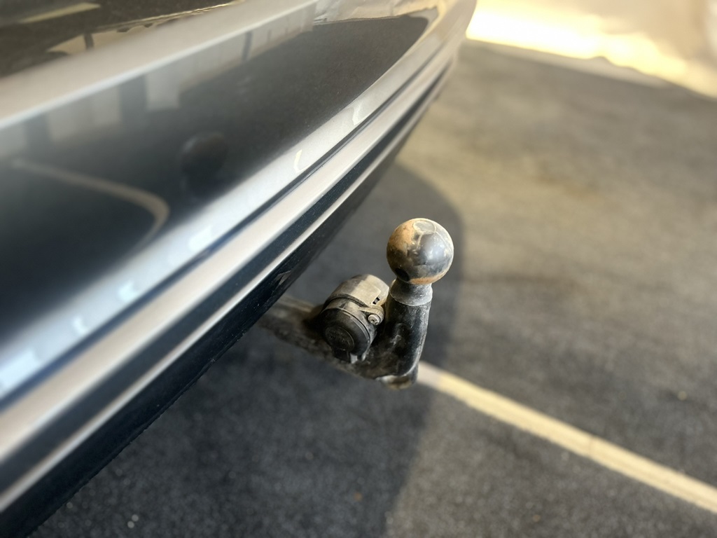 Audi A6 Avant ESM61T