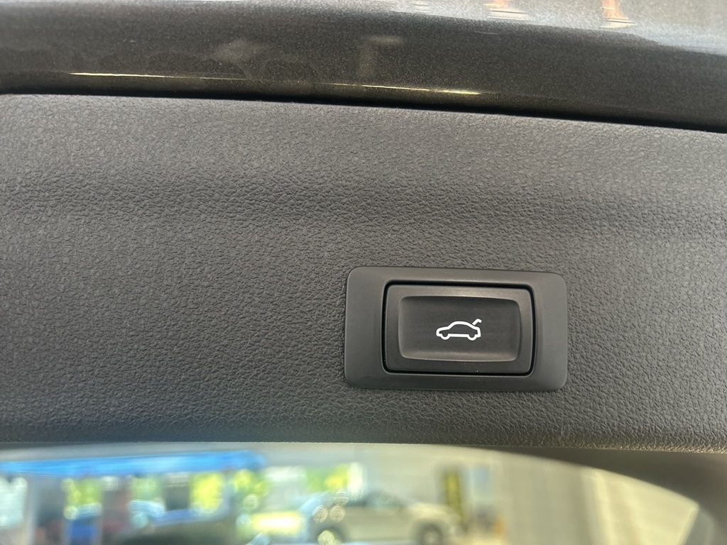 Audi A6 Avant ESM61T