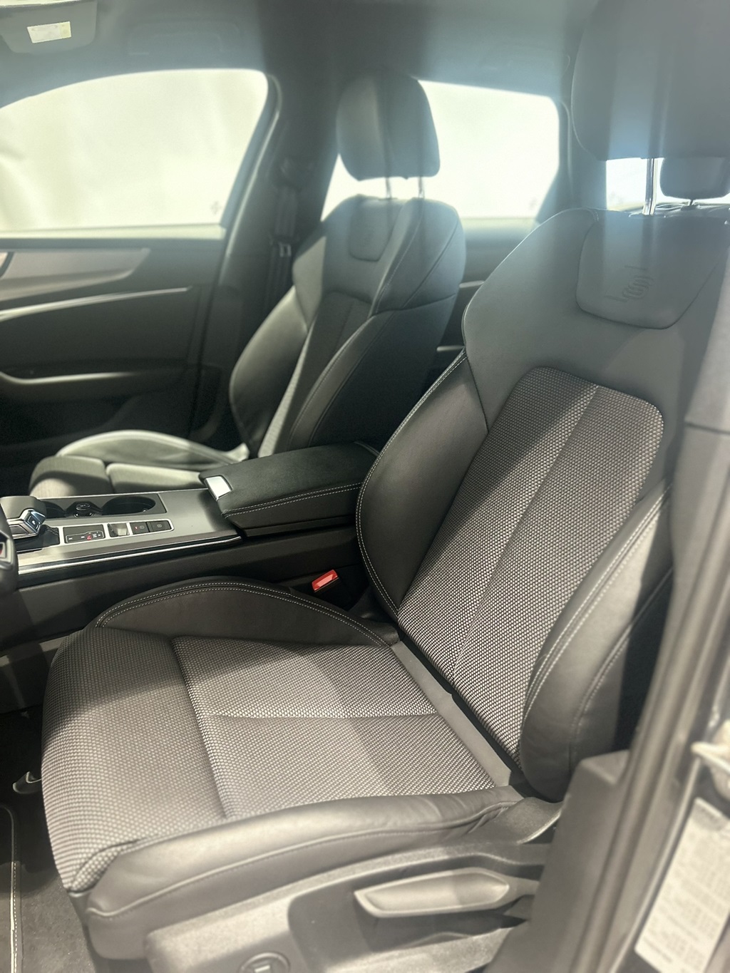 Audi A6 Avant ESM61T