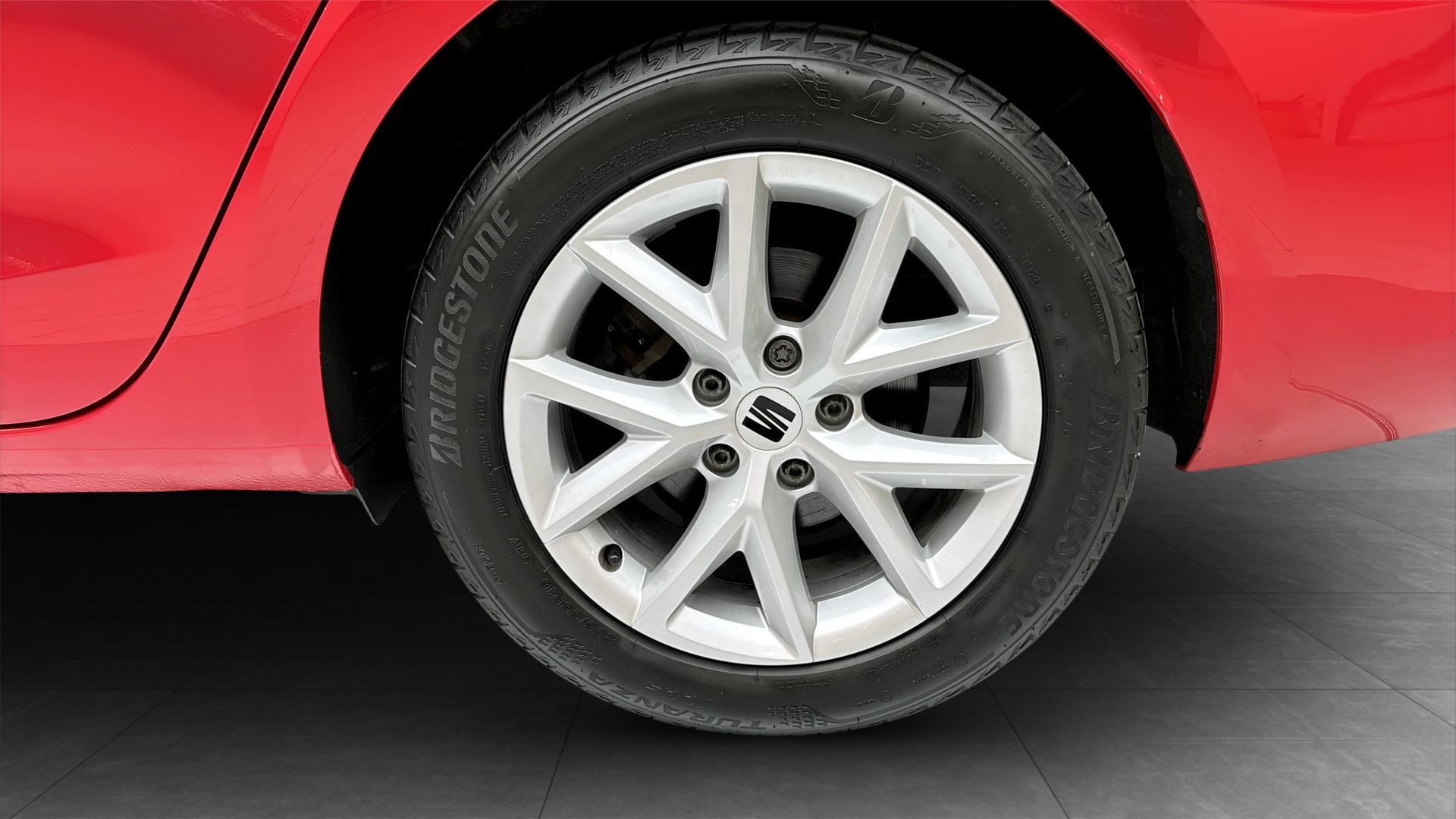 SEAT Leon Sportstourer ESN36Y