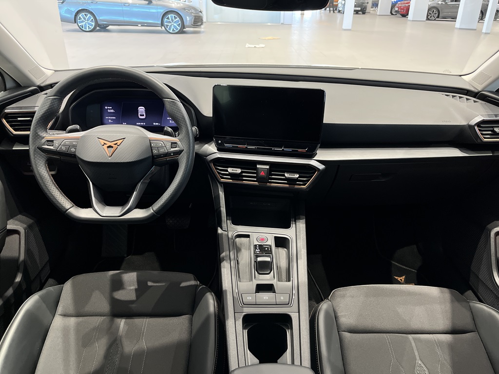 CUPRA Leon ETB98N