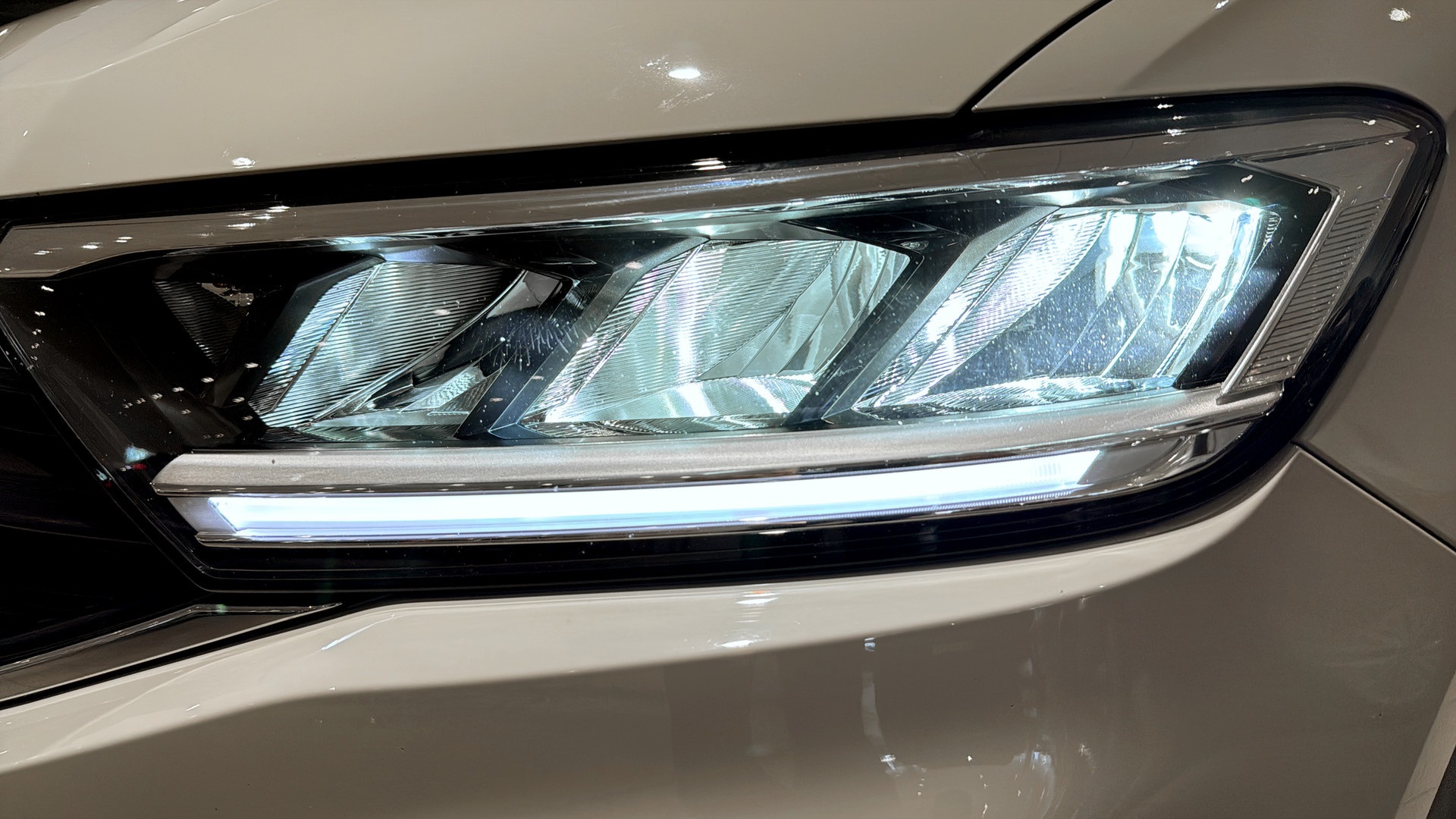 Volkswagen T-Roc ETH44Z