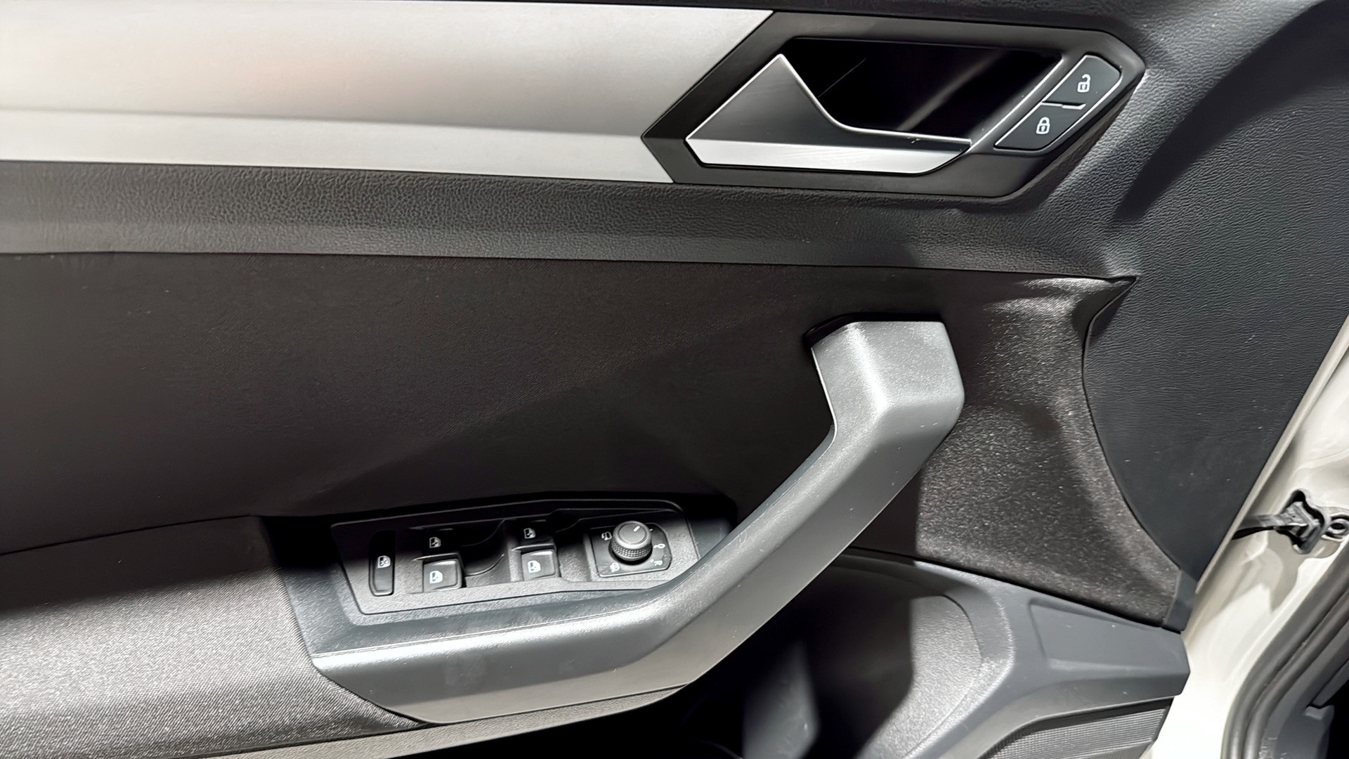 Volkswagen T-Roc ETH44Z