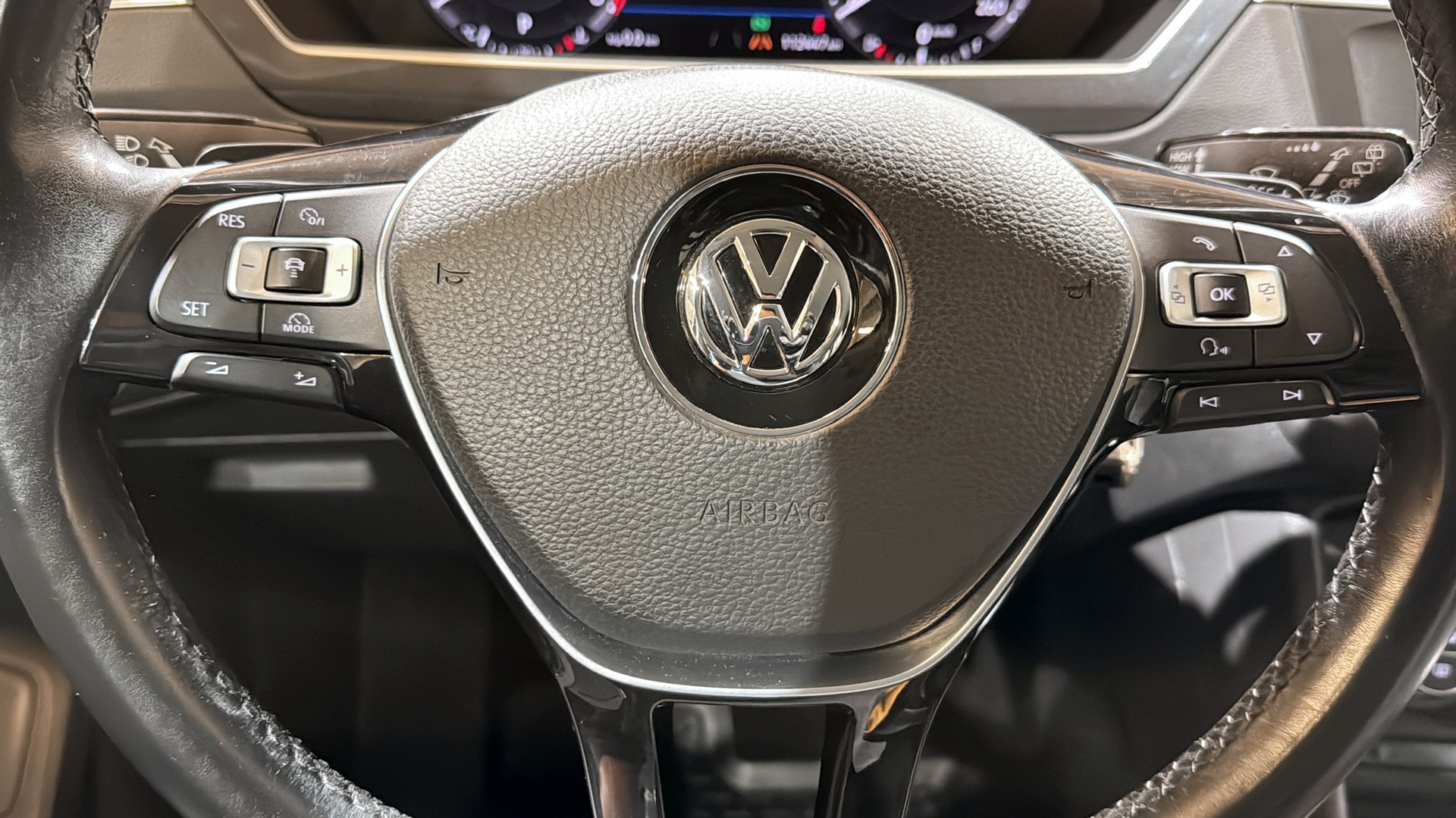 Volkswagen Tiguan ETY042