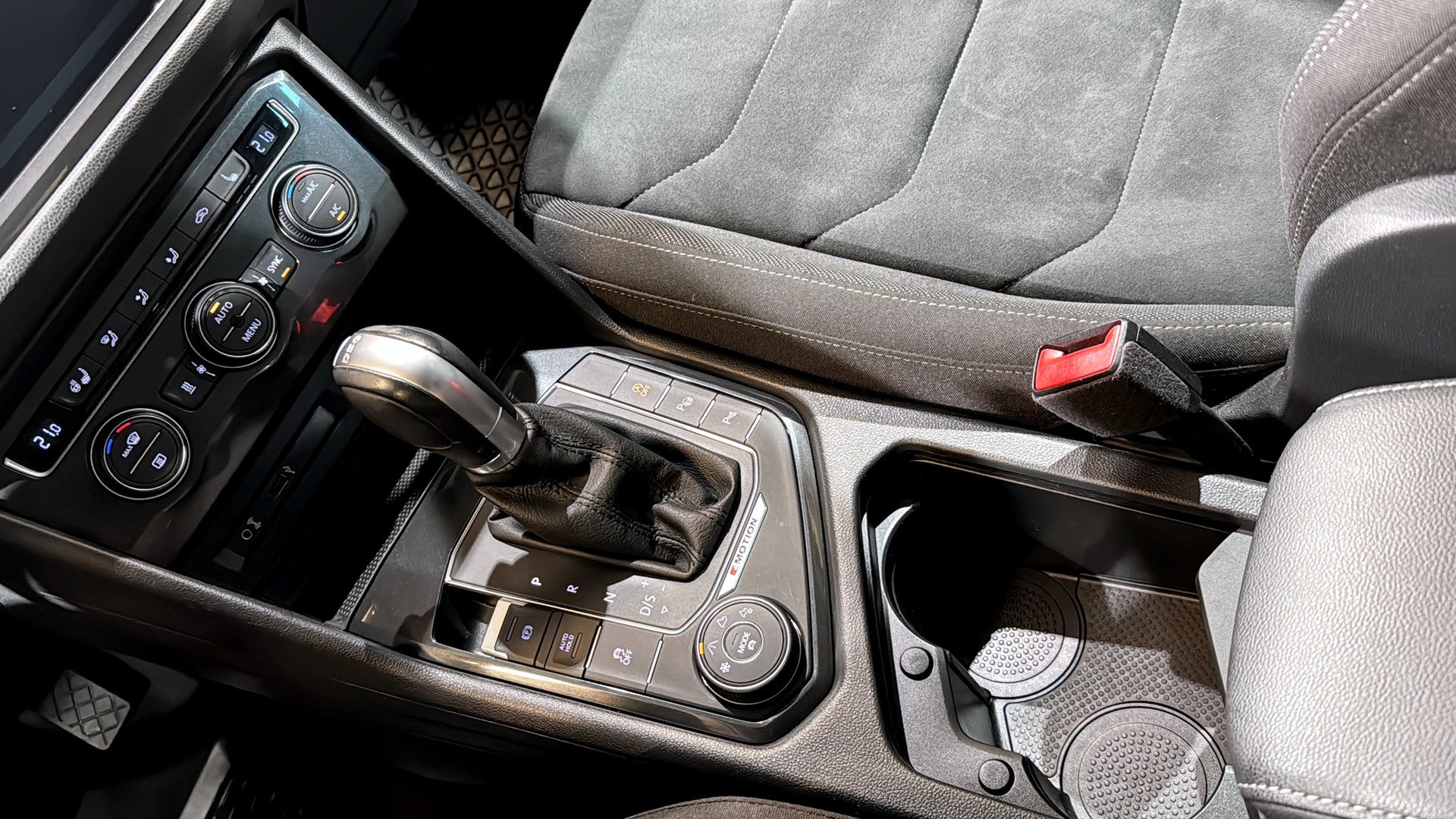 Volkswagen Tiguan ETY042