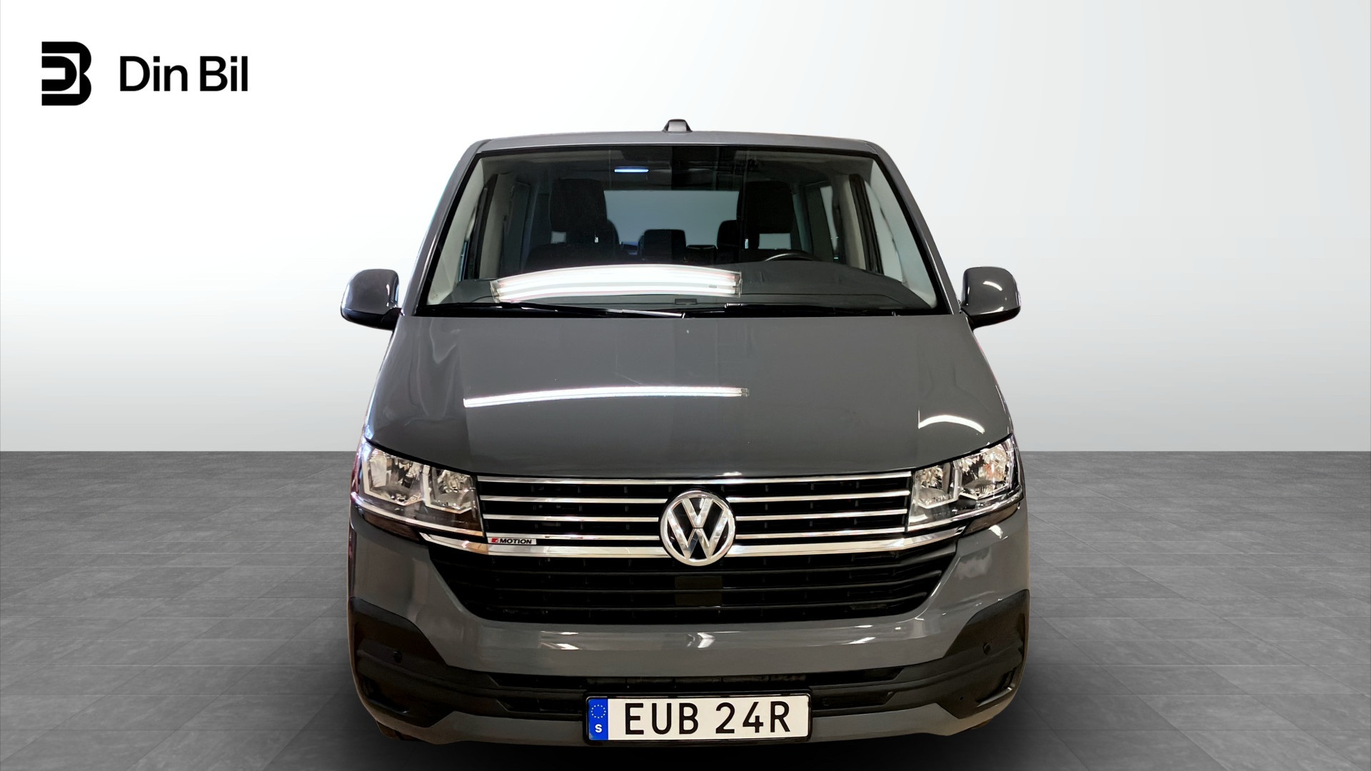 Volkswagen Multivan EUB24R