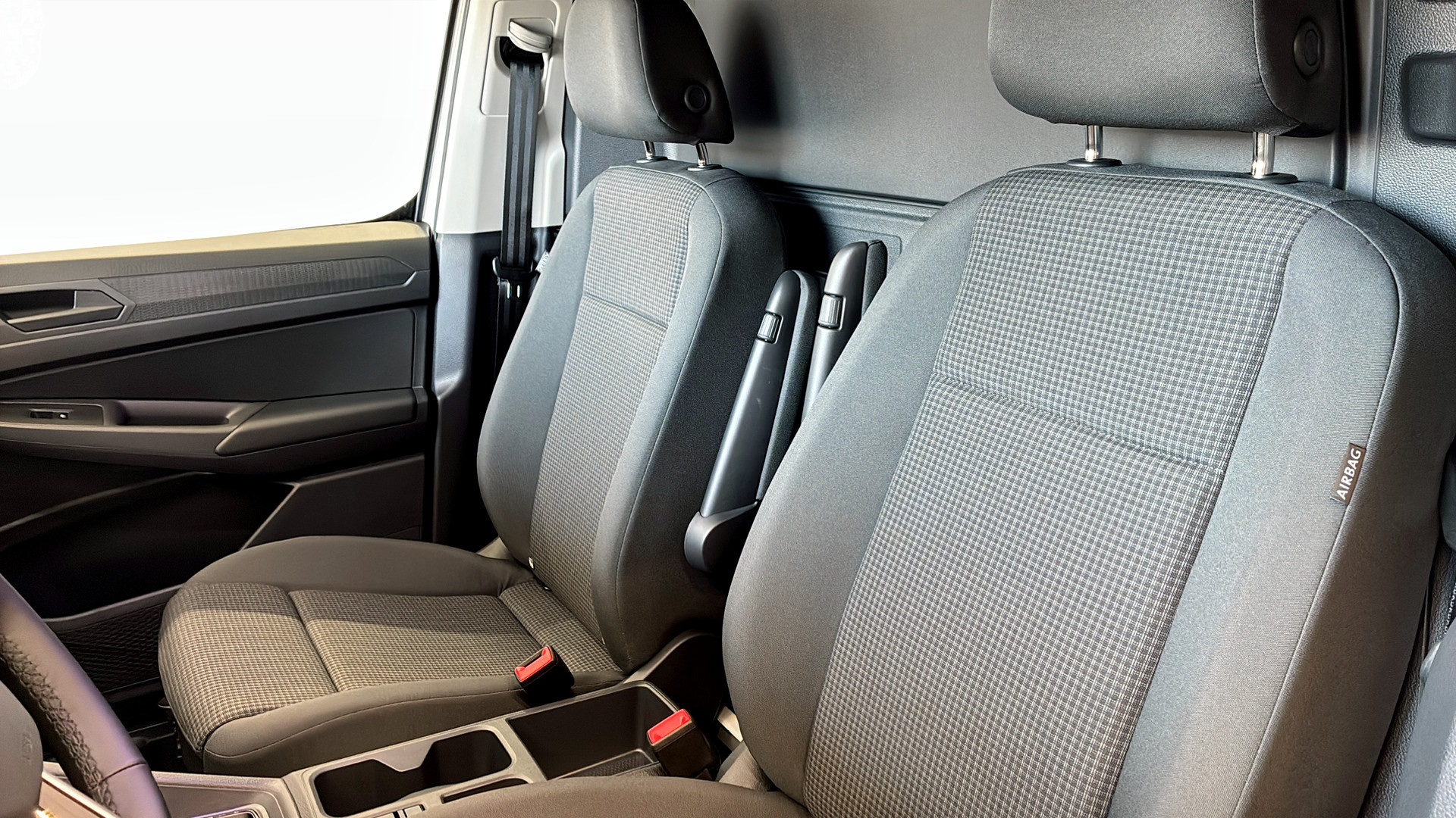 Volkswagen Caddy Cargo EUK45S