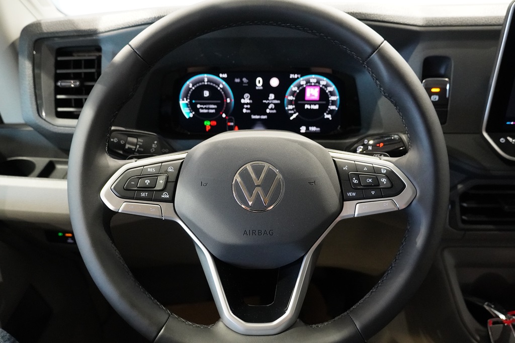 Volkswagen Crafter Skåp kort hjulbas EUP46F