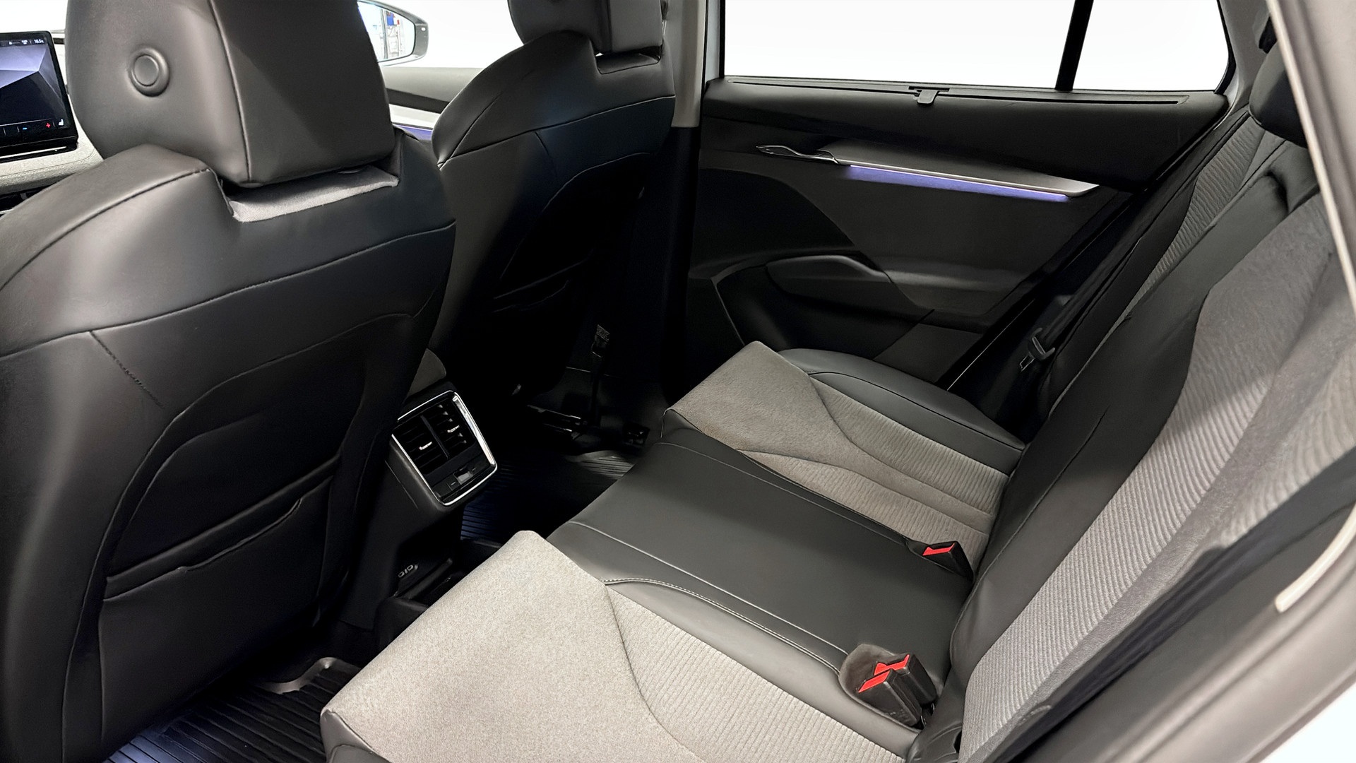 Skoda Enyaq EWA34X