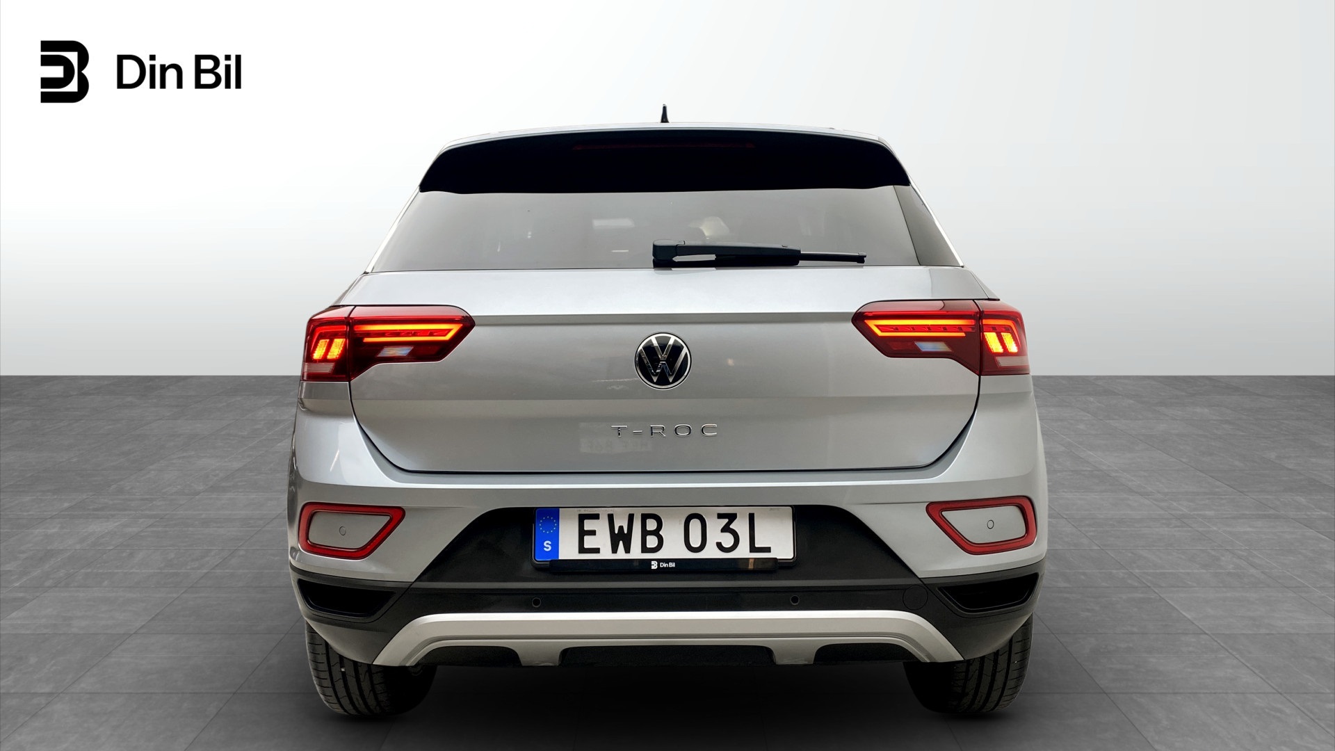 Volkswagen T-Roc EWB03L