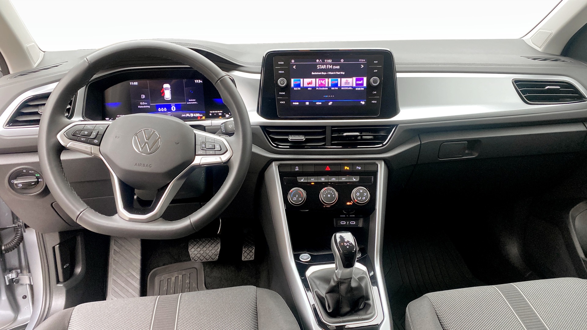 Volkswagen T-Roc EWB03L