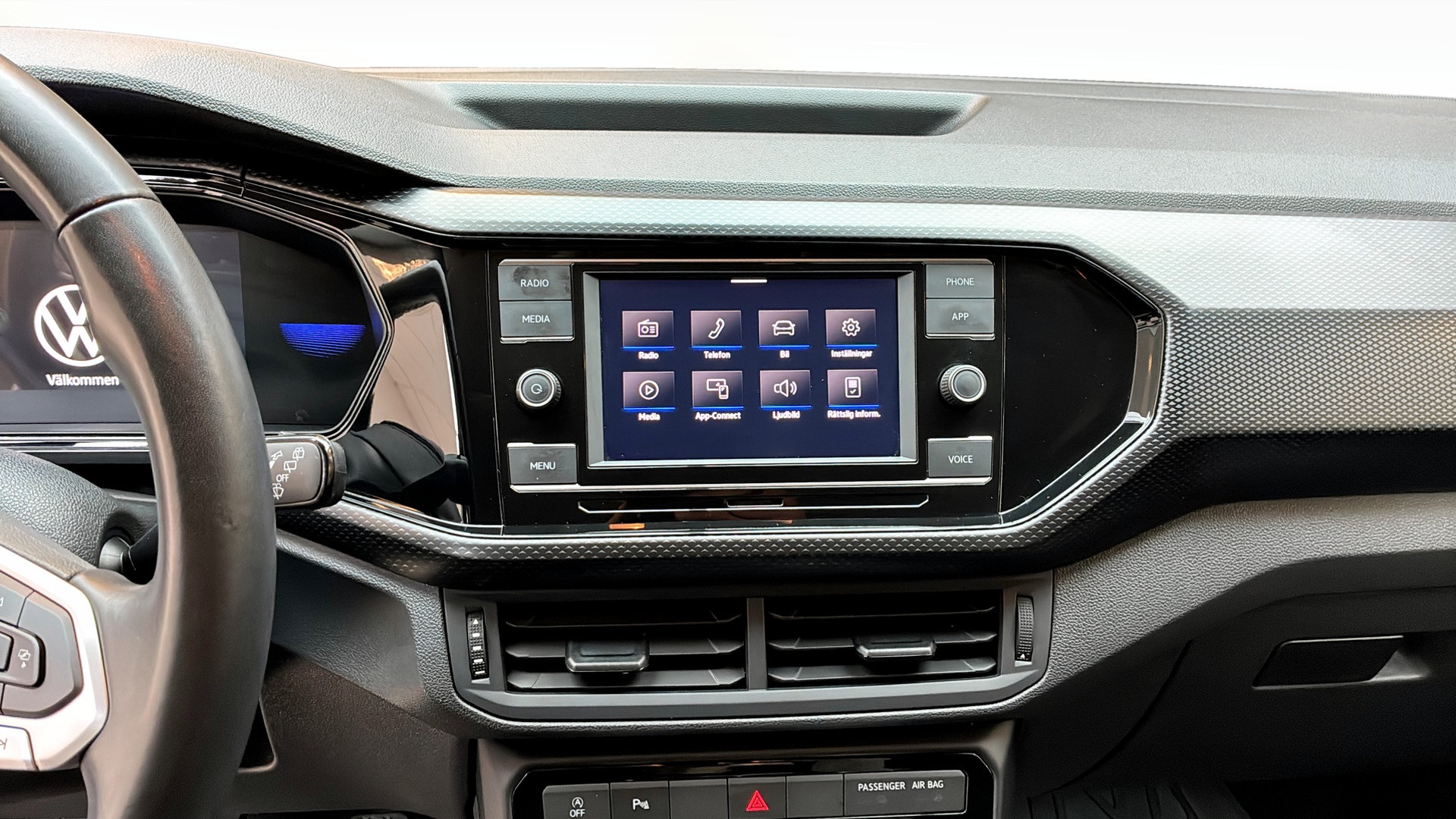 Volkswagen T-Cross EWH25B