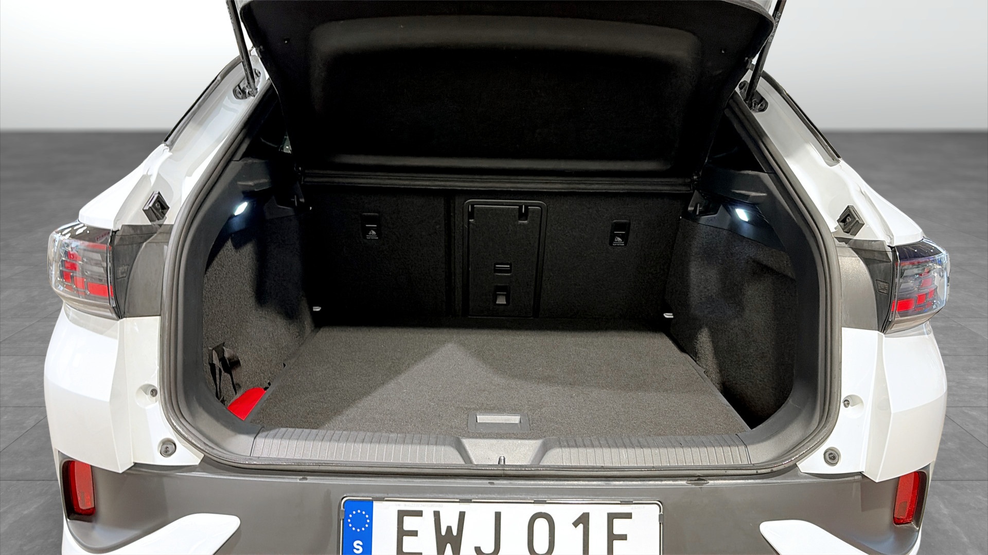 Volkswagen ID.4 EWJ01F