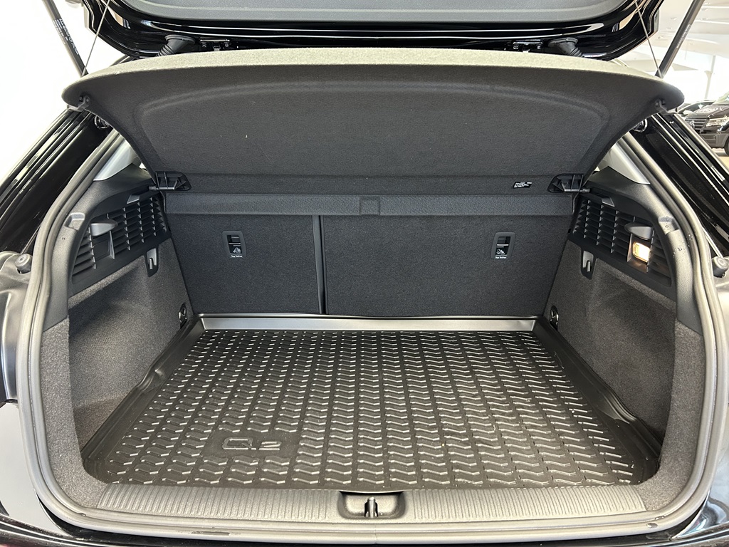 Audi Q2 EWO933