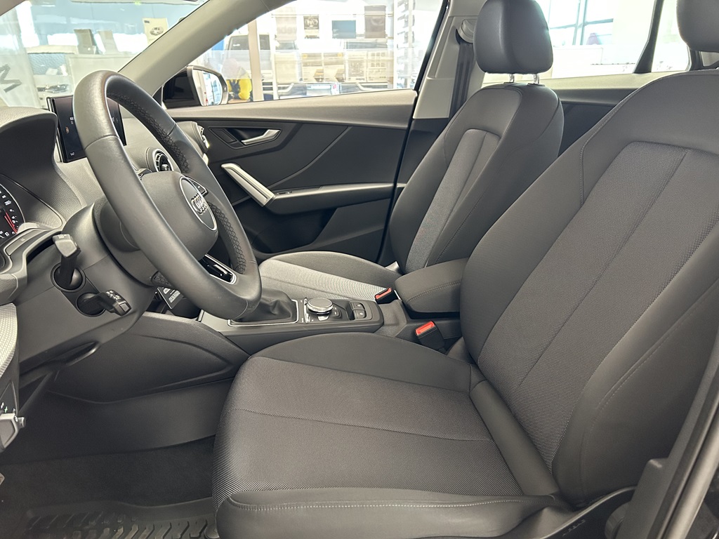 Audi Q2 EWO933