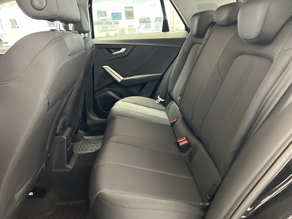 Audi Q2 EWO933