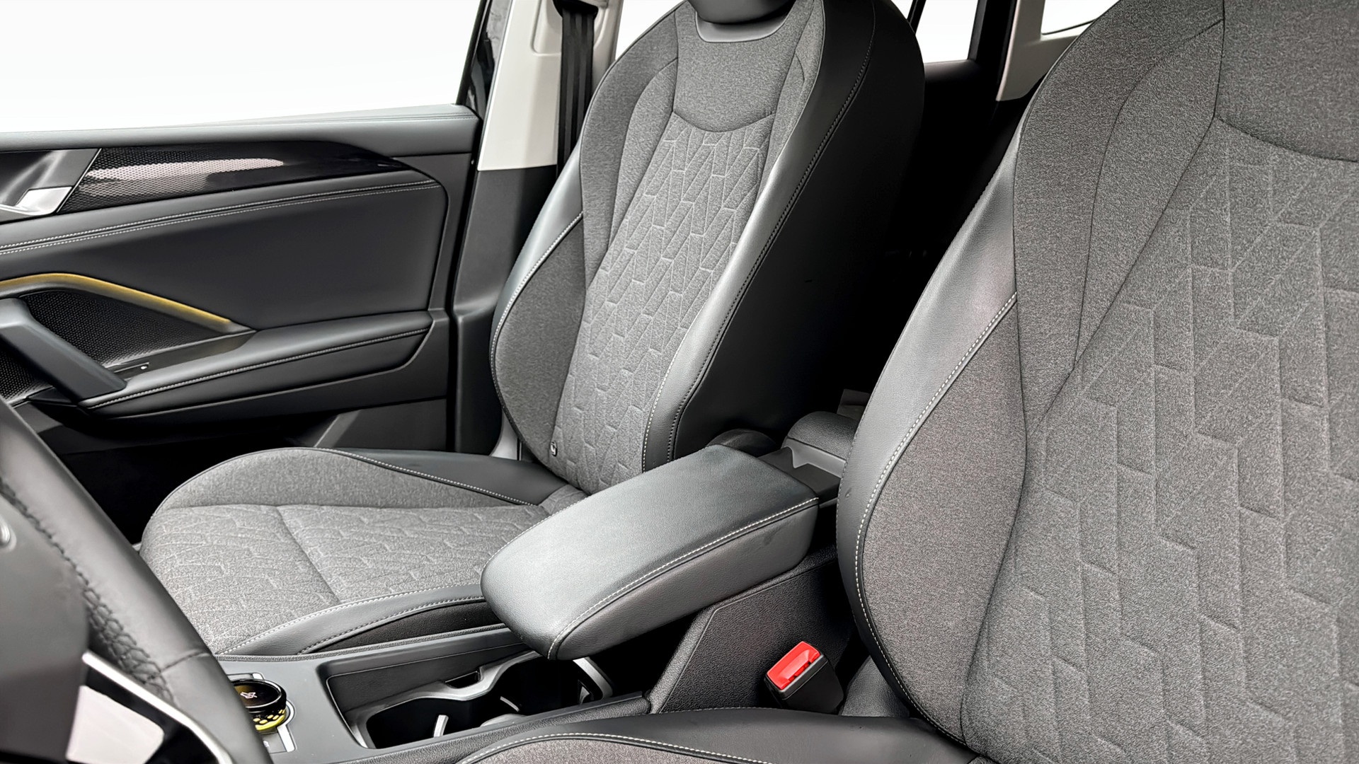 Volkswagen Tiguan EXG08D
