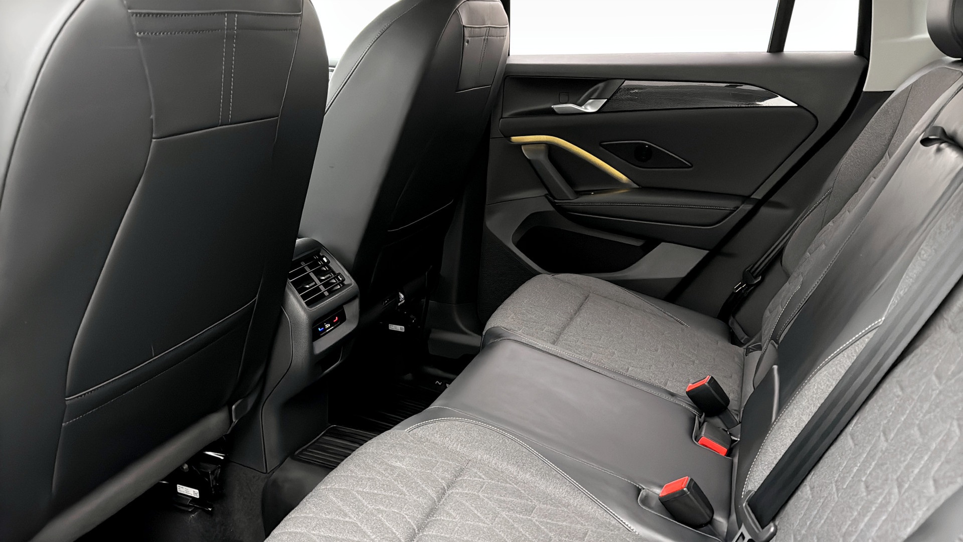 Volkswagen Tiguan EXG08D