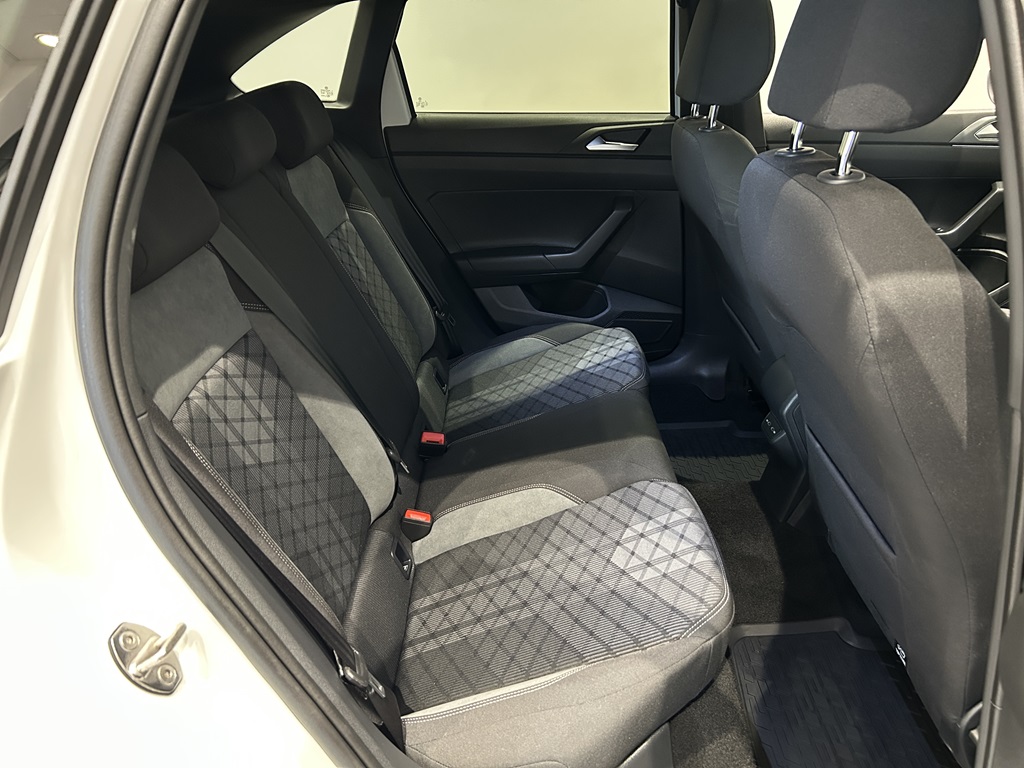 Volkswagen Taigo EXJ06G