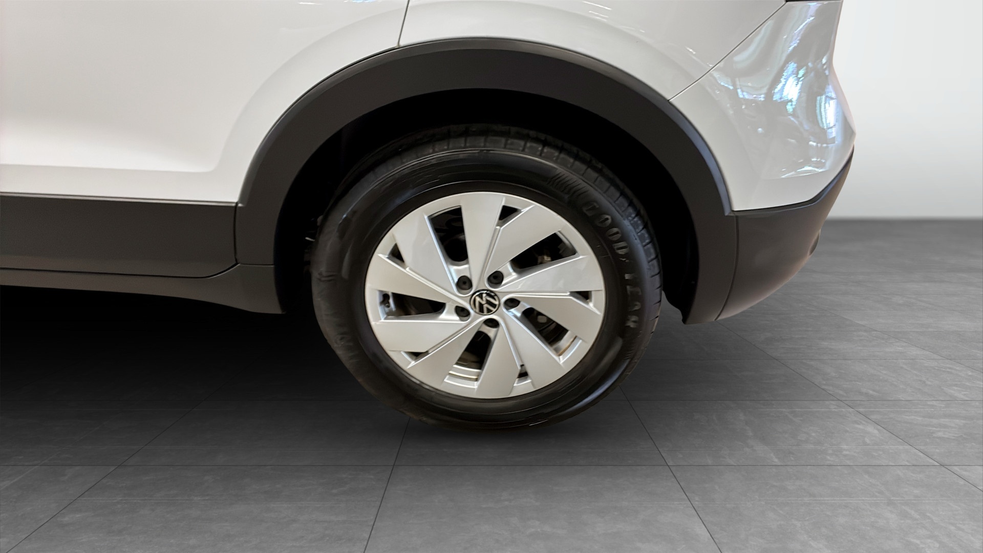 Volkswagen T-Cross EXM61H