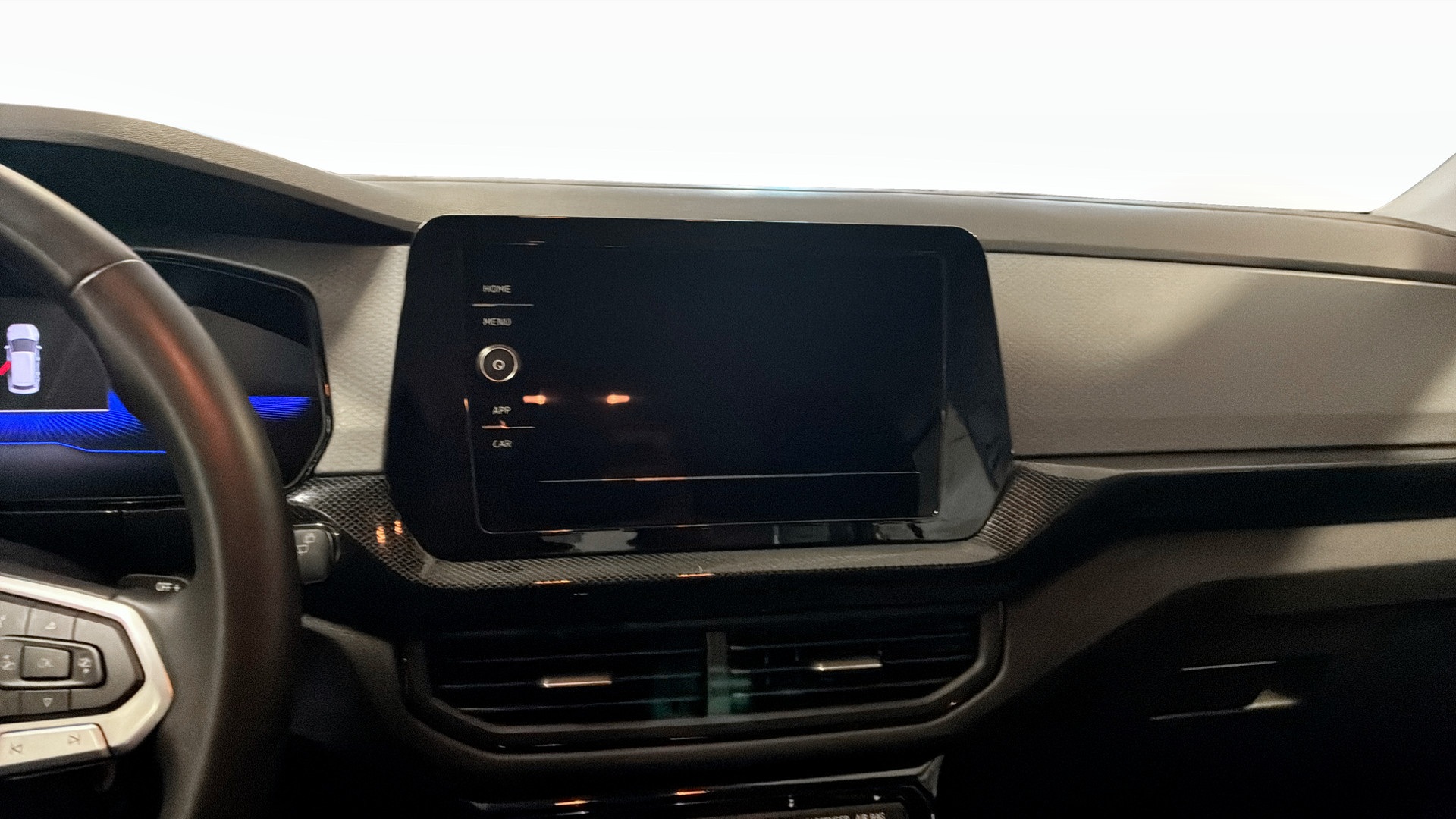 Volkswagen T-Cross EXM61H