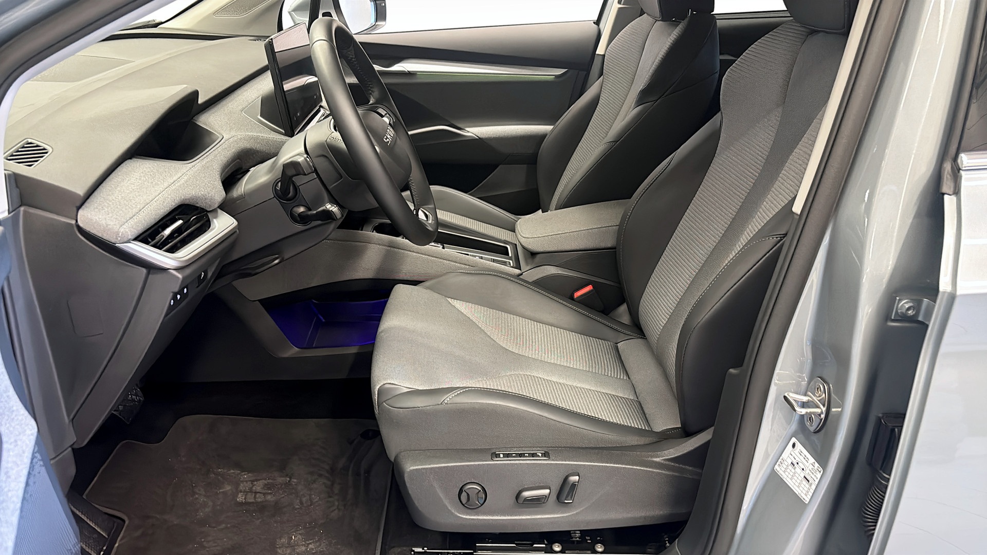 Skoda Enyaq EXY61E
