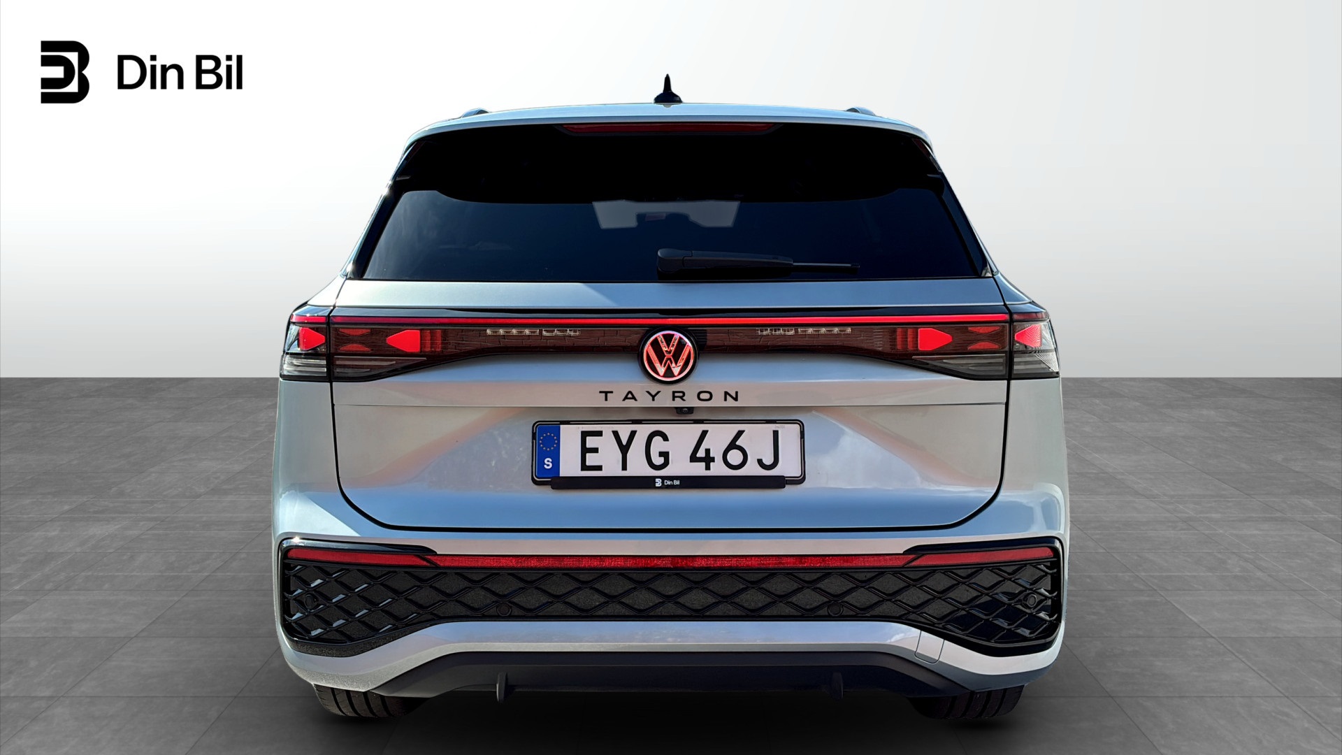 Volkswagen Tayron EYG46J